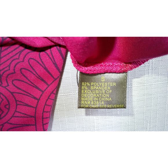 KIWI KATE, SIZE S, FUSHIA YOG TOP. GREY TRIM, UNIQUE DESIGN - Picture 6 of 7